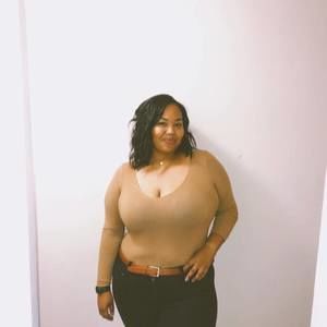 Meet your Posher, Anissa